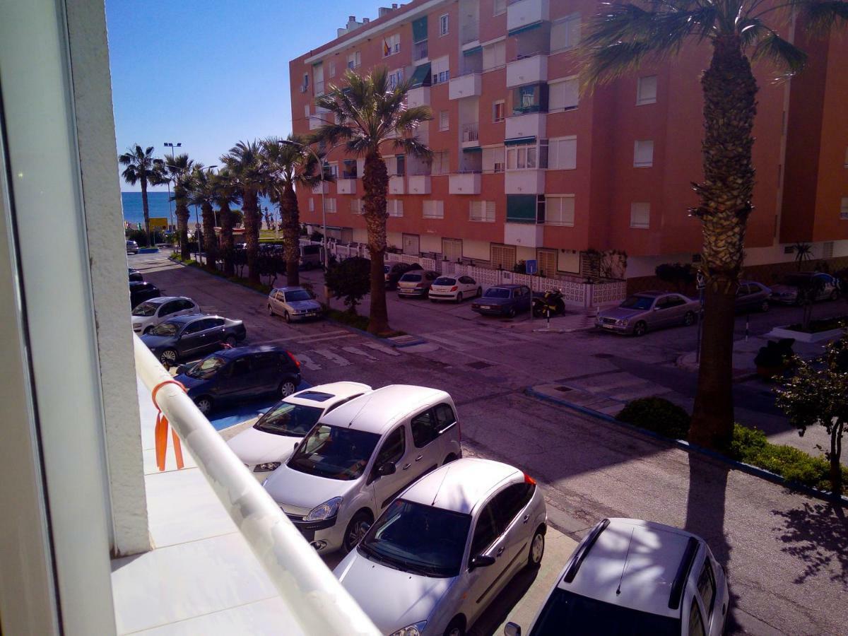 Playa La Cala In Front Of The Beach Free Parking Lejlighed Málaga Eksteriør billede